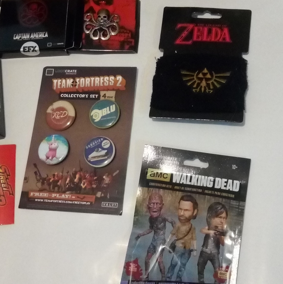 Loot Crate Bundle 12 piece - Picture 4 of 7